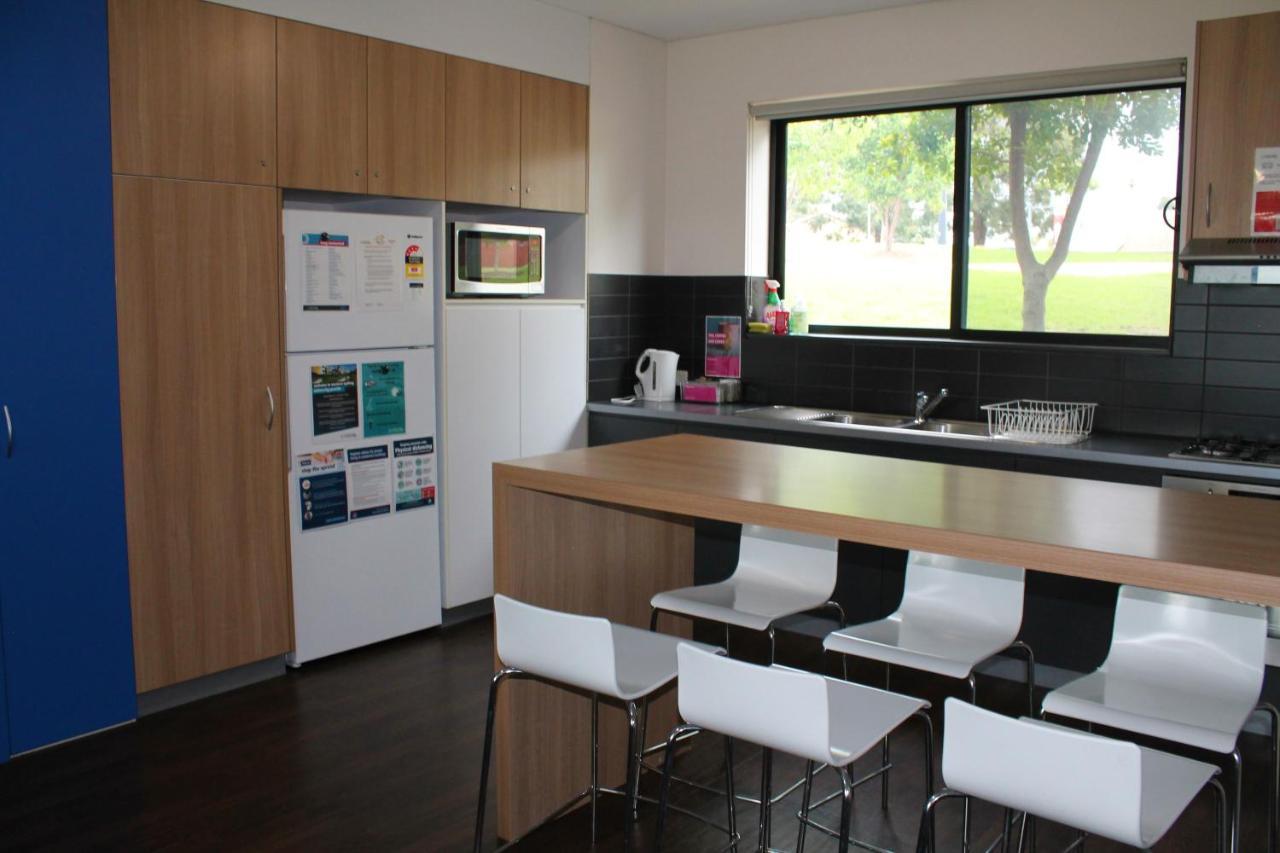 Western Sydney University Village - Пенрит Екстериор снимка