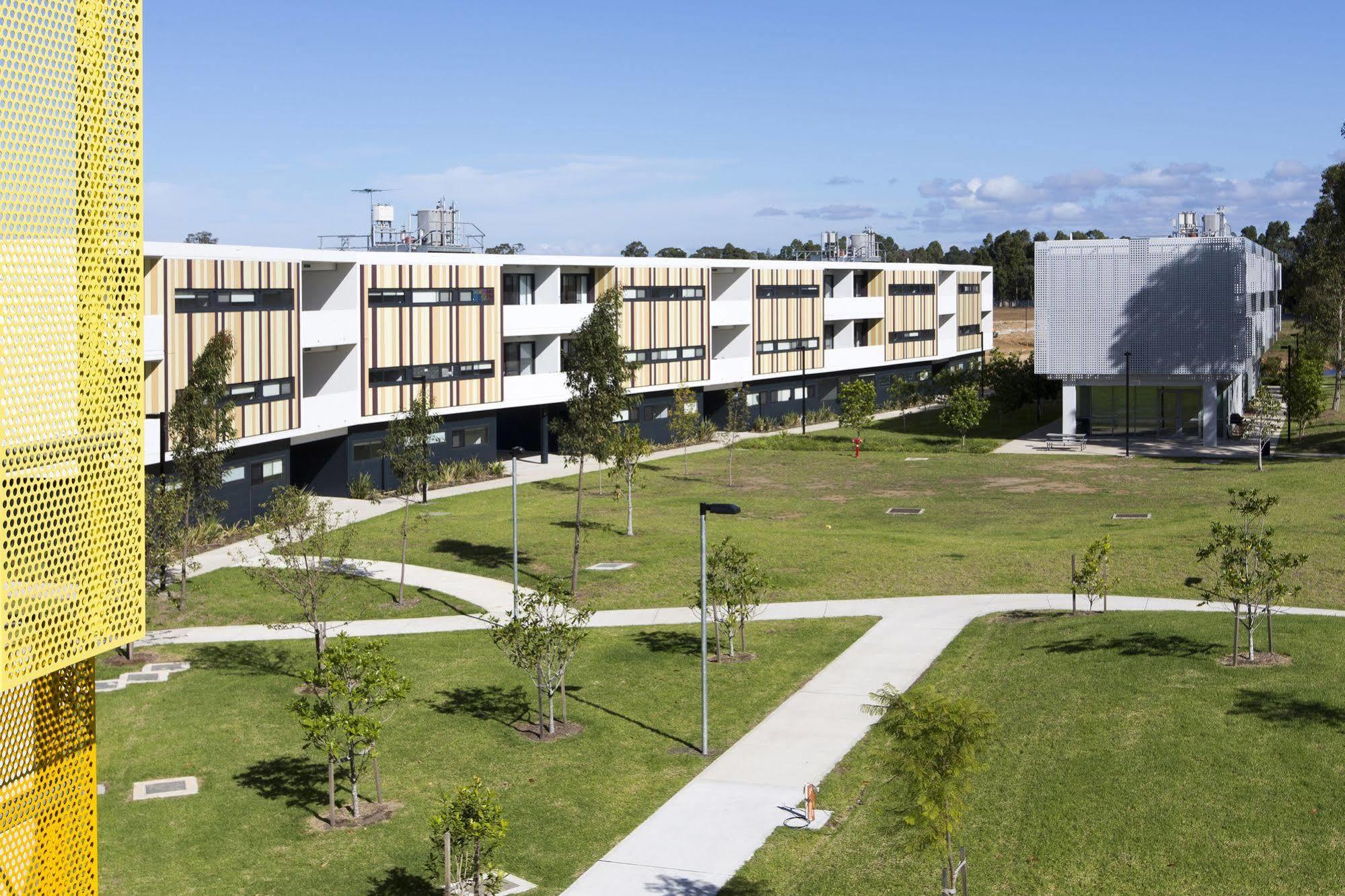 Western Sydney University Village - Пенрит Екстериор снимка