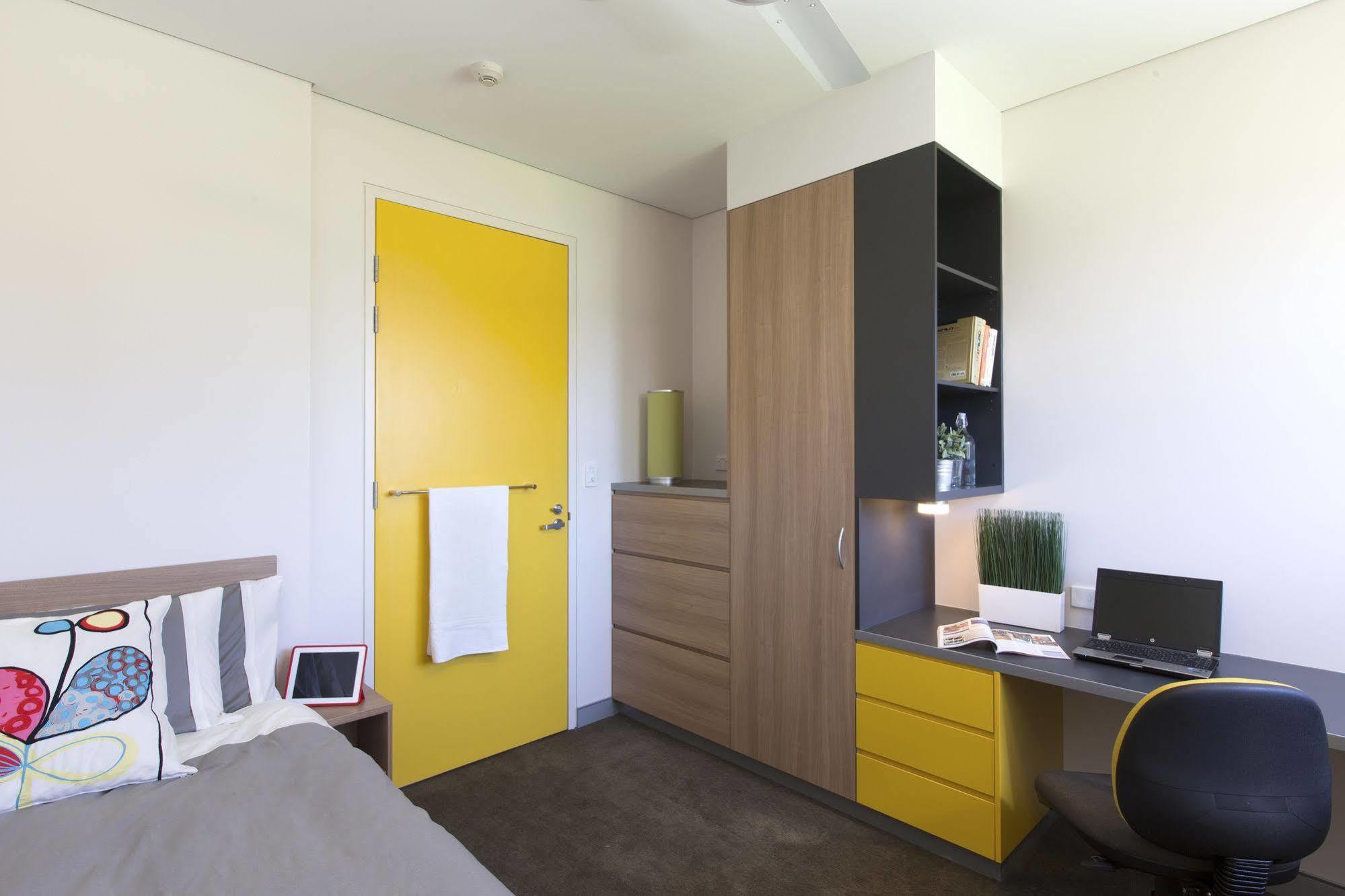 Western Sydney University Village - Пенрит Екстериор снимка