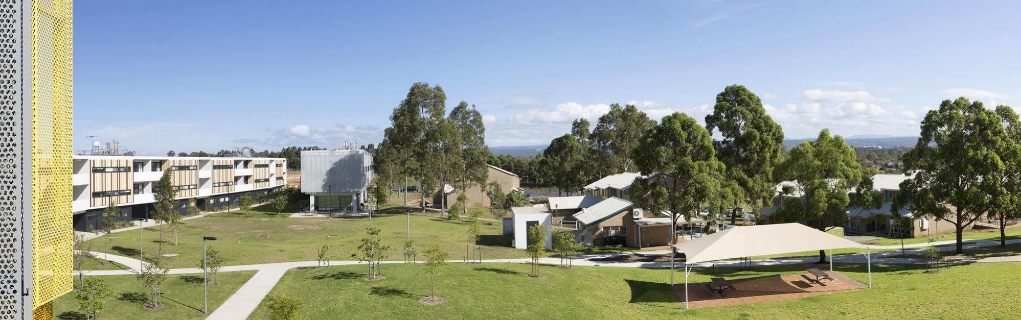 Western Sydney University Village - Пенрит Екстериор снимка